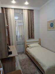 4-комнатная квартира · 104 м² · 1/3 этаж, мкр Ерменсай, Талапты 34/1 к1 — Жангир хана фото 1 4-комнатная квартира · 104 м² · 1/3 этаж, мкр Ерменсай, Талапты 34/1 к1 — Жангир хана фото 1