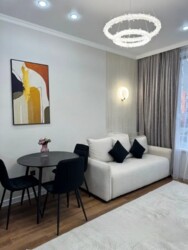 2-��������� �������� � 40.7 �² � 16/17 ����, ������� 20 ���� 13