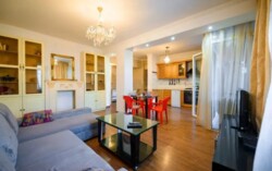 2-��������� �������� � 60.5 �² � 3/4 ����, ��� �����-3, ���������� 18 � ���������� ��������� ���� 1