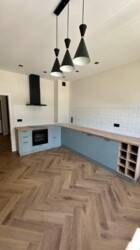 3-��������� �������� � 72 �² � 1/13 ����, ��������� 84/2 ���� 3