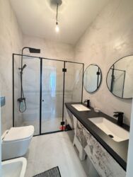 3-��������� �������� � 100 �² � 17 ����, ���-������ 105 � ��������� https://krisha.kz/a/show/697766951 ���� 8