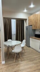 2-��������� �������� � 46.6 �² � 2/20 ����, �������� 310 ���� 3