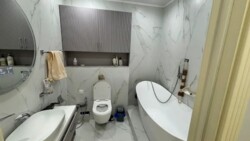 3-��������� �������� � 108 �² � 11/16 ����, ��������� 82/2 � ������ �������� ���� 3