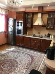 4-��������� �������� � 150 �² � 3/6 ����, ��� ������ ������ 258/8 ���� 1