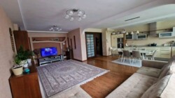 3-��������� �������� � 117 �² � 7/15 ����, ��������� 225 � ����������� ���� 3