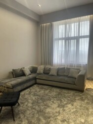 4-��������� �������� � 151 �² � 7/7 ����, ��� ������ ������ 136 � ����������� ���� 3