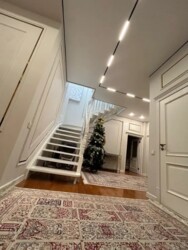 5-��������� �������� � 240 �² � 4/5 ����, ��� ��� ������, ���-������, ����� ���� 2