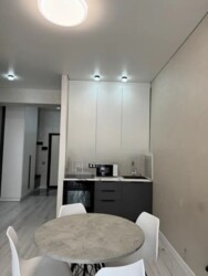 2-��������� �������� � 50 �² � 6/10 ����, ��� �������, ��������� ������ 127 � �������� ���� 2