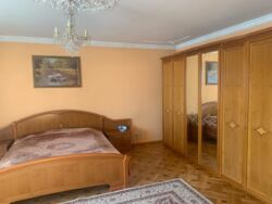 4-��������� �������� � 184.5 �² � 5/9 ����, ��� �����-3 21 https://krisha.kz/a/show/695366218 ���� 3