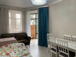 2-��������� �������� � 59 �² � 4/7 ����, ��� ���������, ��������� � ��������� ������  https://krisha.kz/a/show/697001697 ���� 4