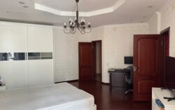 4-��������� �������� � 162 �² � 6/13 ����, ���-������ https://krisha.kz/a/show/1001219545 ���� 1