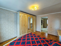 ��������� ��� � 12 ������ � 353 �² � 10 ���., ��� ������, �������������� 51 � �������� - ���� �� ���� 14