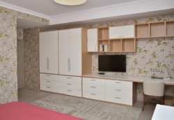 ��������� ��� � 8 ������ � 774.6 �² � 11 ���., �������� ����� 10 ���� 15