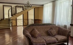 ��������� ��� � 5 ������ � 416 �² � 6 ���., ��� ������� 16 � �� ����������, ���� �������� ���� 2