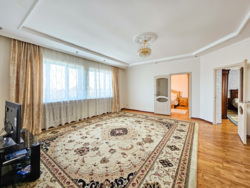 ��������� ��� � 12 ������ � 353 �² � 10 ���., ��� ������, �������������� 51 � �������� - ���� �� ���� 3