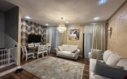 ��������� ��� � 4 ������� � 210 �² � 3.5 ���., ��� �������, ���������� 86 � ���-������ https://krisha.kz/a/show/693767045 ���� 3