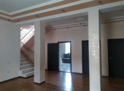 ��������� ��� � 7 ������ � 260 �² � 8.5 ���., ��� �������� (���������) � ����� ����� 190 ���� 2