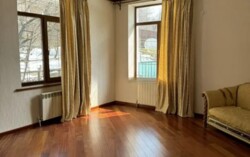 ��������� ��� � 5 ������ � 416 �² � 6 ���., ��� ������� 16 � �� ����������, ���� �������� ���� 5