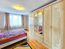 ��������� ��� � 12 ������ � 353 �² � 10 ���., ��� ������, �������������� 51 � �������� - ���� �� ���� 12