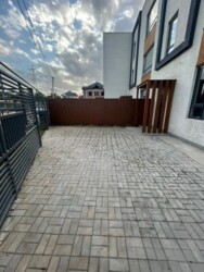 5-��������� �������� � 240 �², ��� �������� (���������), ��� �������� (���������) 14 256 https://krisha.kz/a/show/1004087646 ���� 2